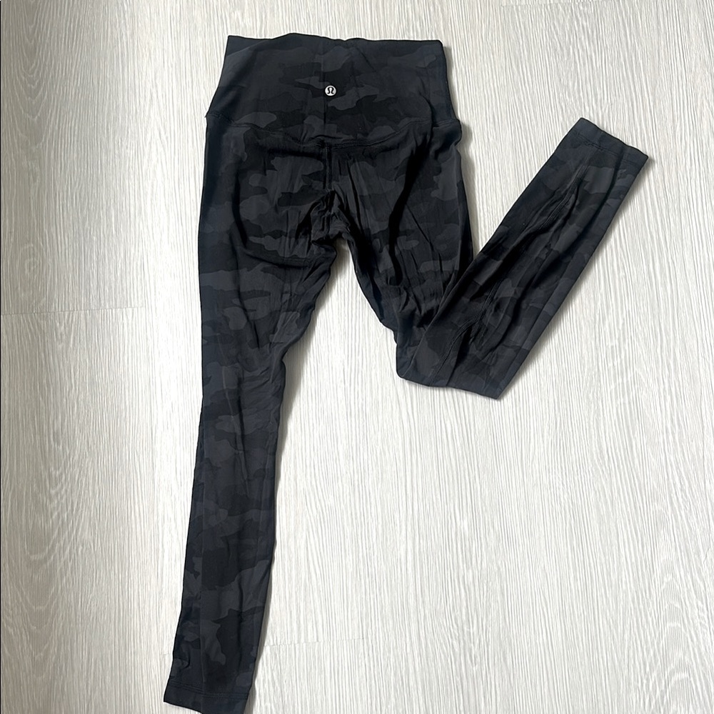 Lululemon Black Cano Align 7/8 length
